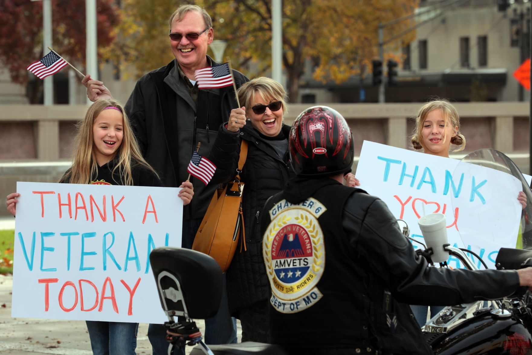 Veterans Day parade rolls by Soldiers Memorial in 36th consecutive run